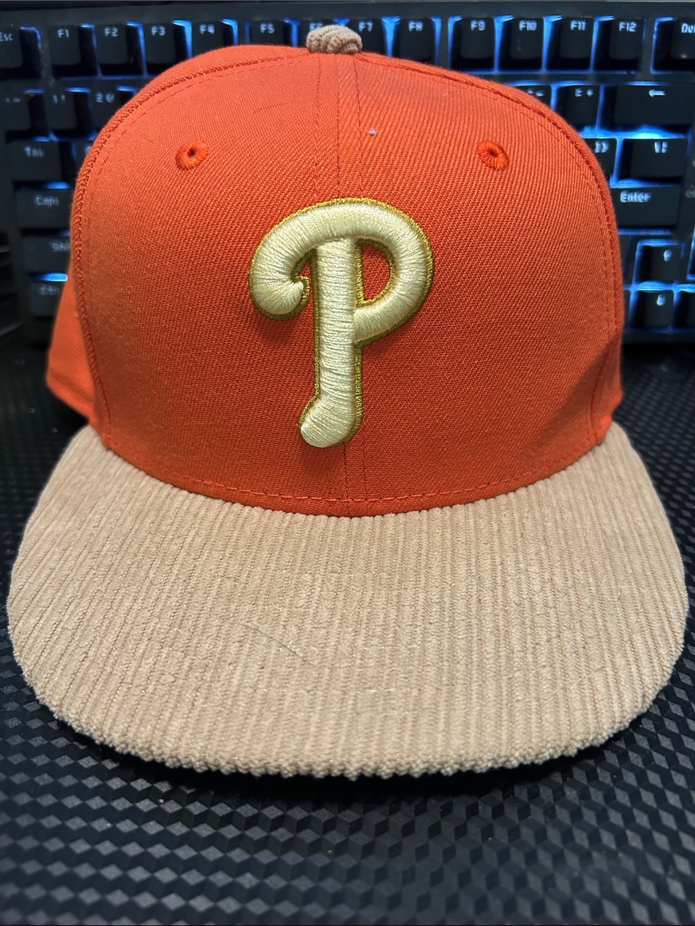 New Era Philadelphia Phillies Autumn Wheat 950 Snapback Corduroy
